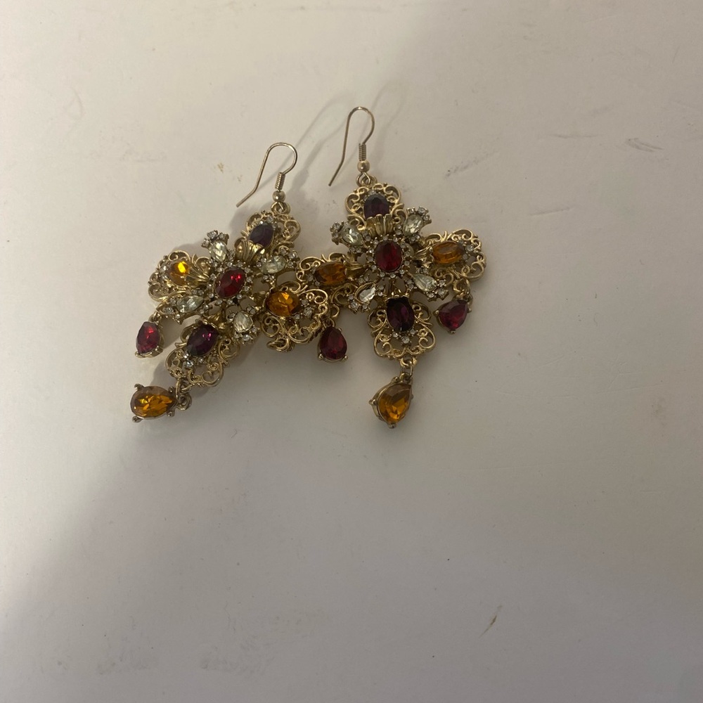 ELEGANT MULTICOLOR RHINESTONE DROP EARRINGS.